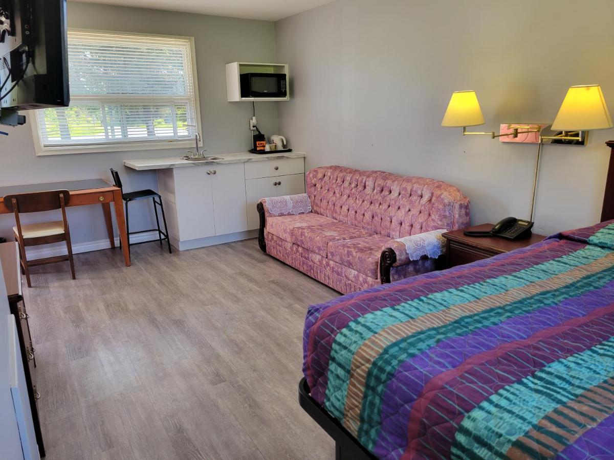 Knights Inn Cobourg Zewnętrze zdjęcie