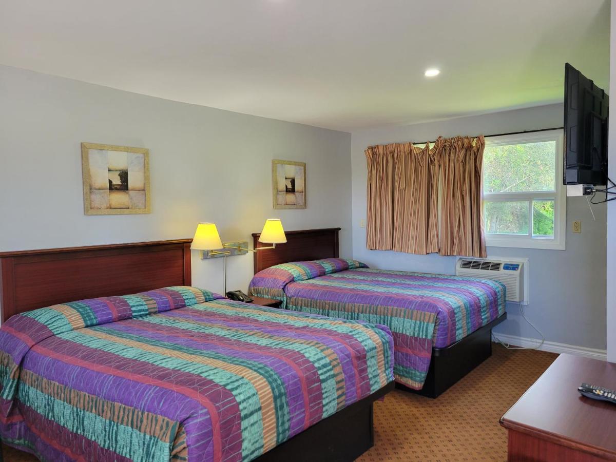 Knights Inn Cobourg Zewnętrze zdjęcie