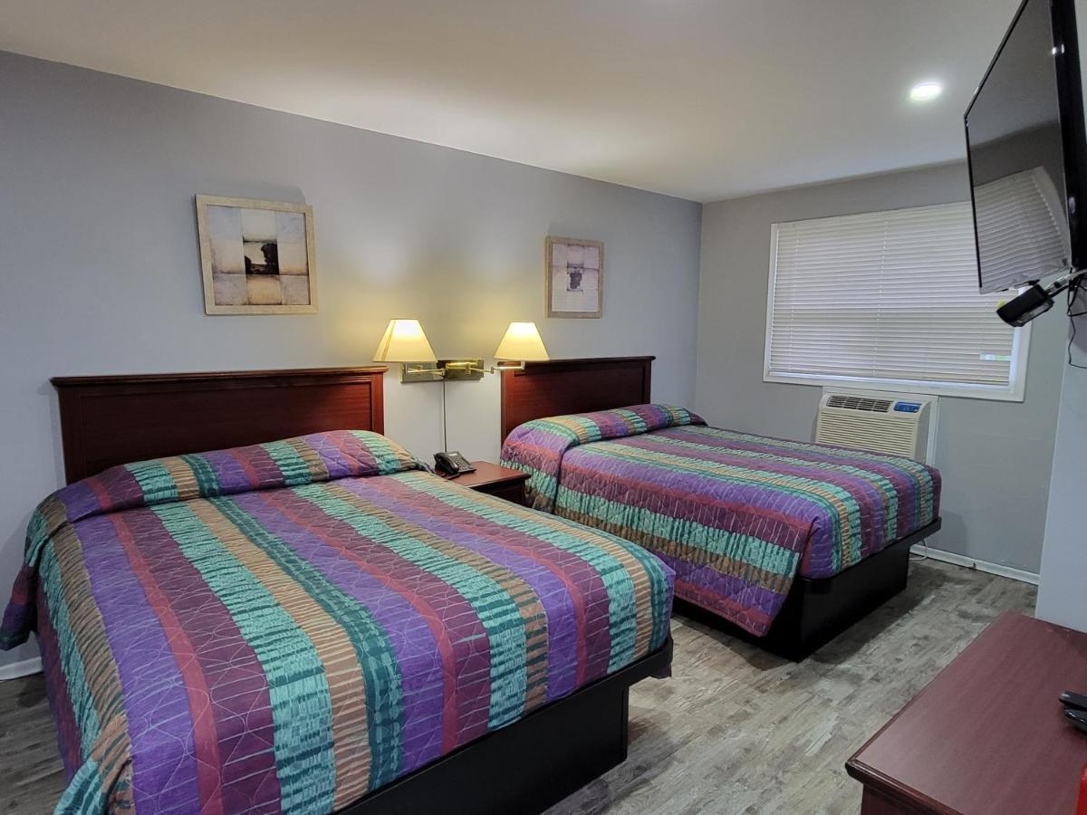 Knights Inn Cobourg Zewnętrze zdjęcie