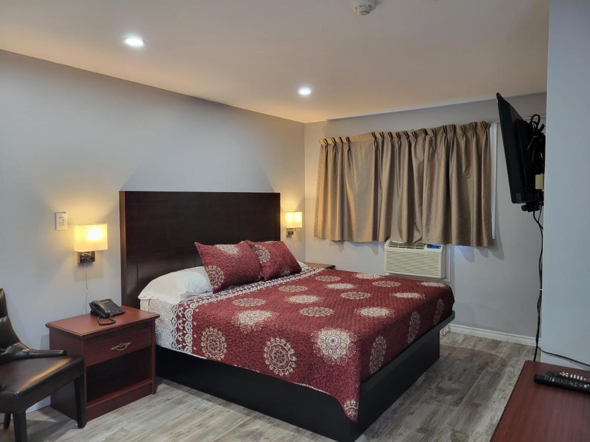 Knights Inn Cobourg Zewnętrze zdjęcie
