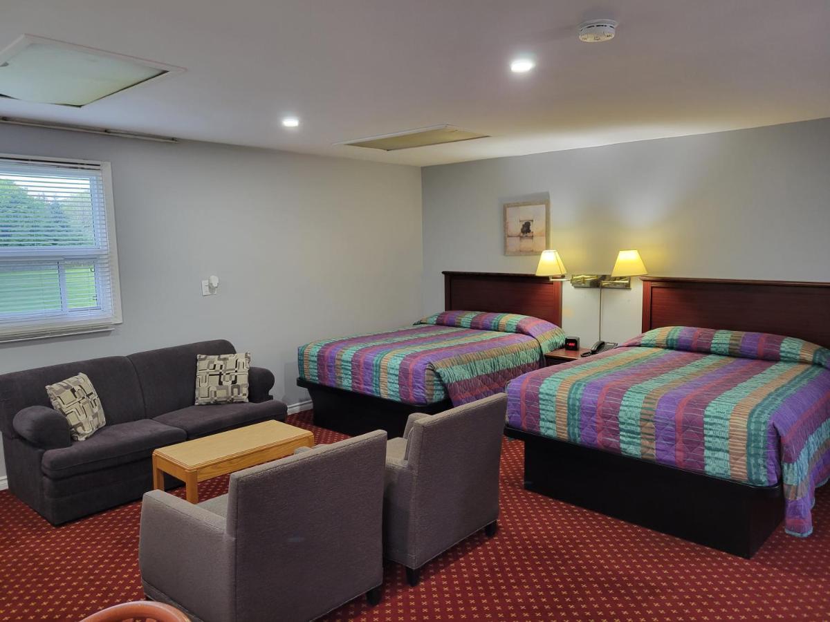 Knights Inn Cobourg Zewnętrze zdjęcie