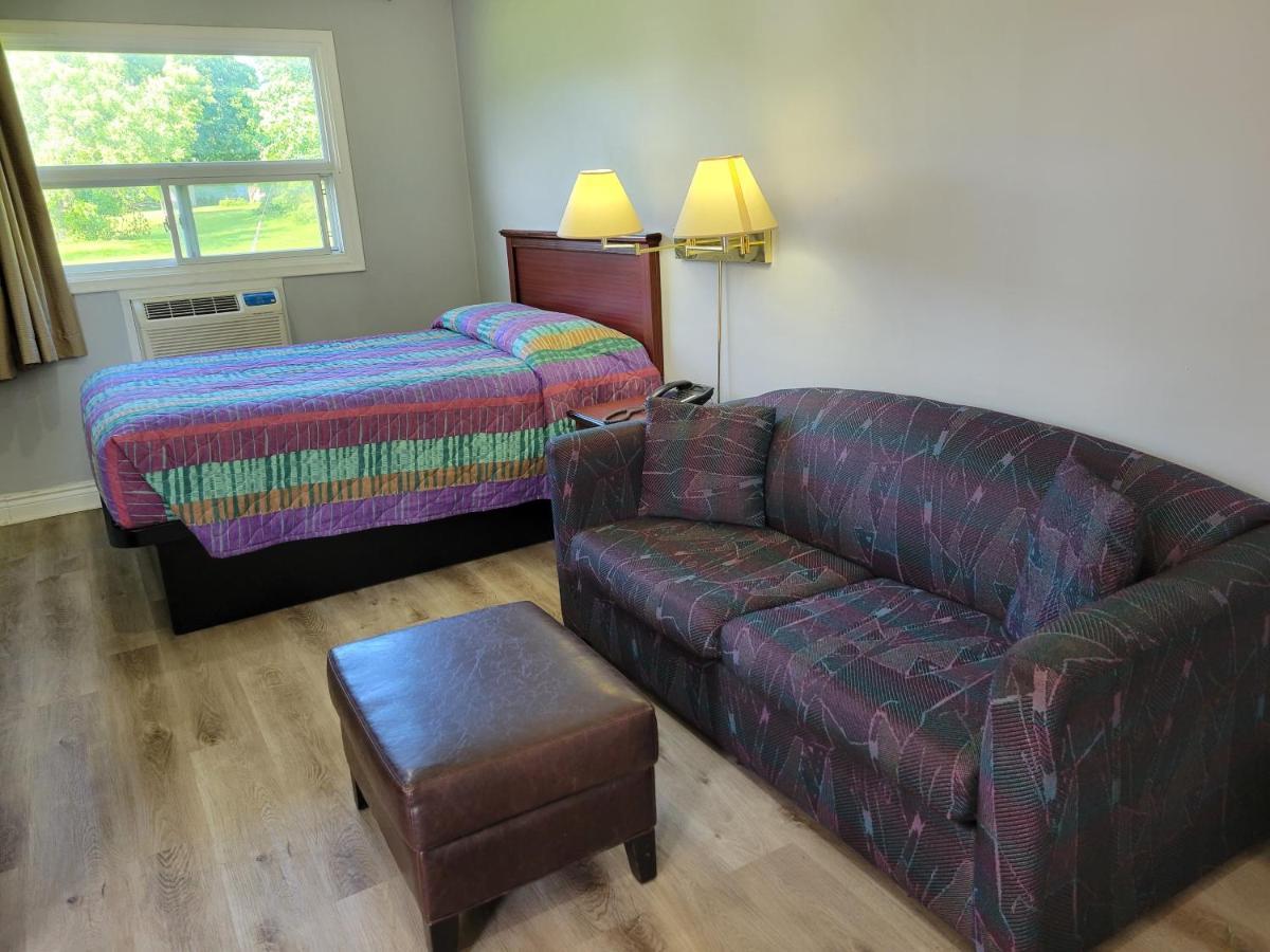 Knights Inn Cobourg Zewnętrze zdjęcie